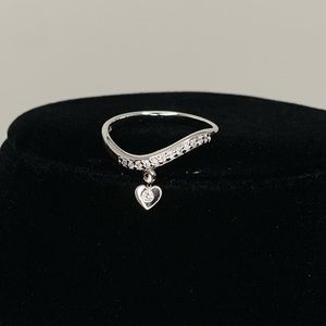 925 Sterling Silver CZ Heart Dangling Ring